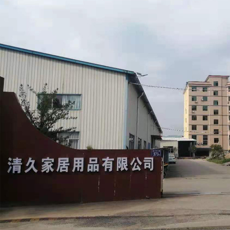 察哈尔右翼后旗洗洁巾工厂展示
